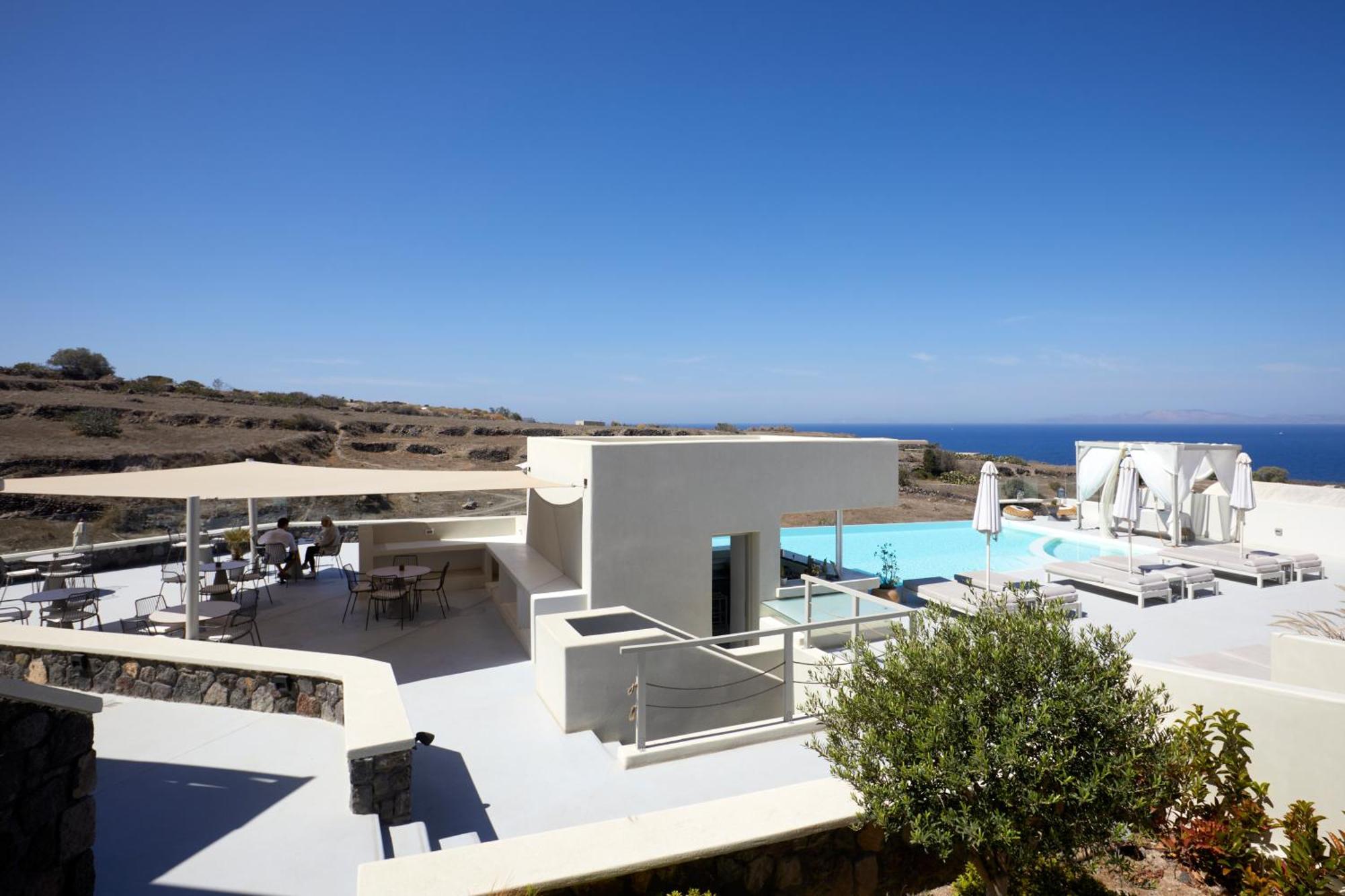 Adorno Oia Hotel Екстериор снимка