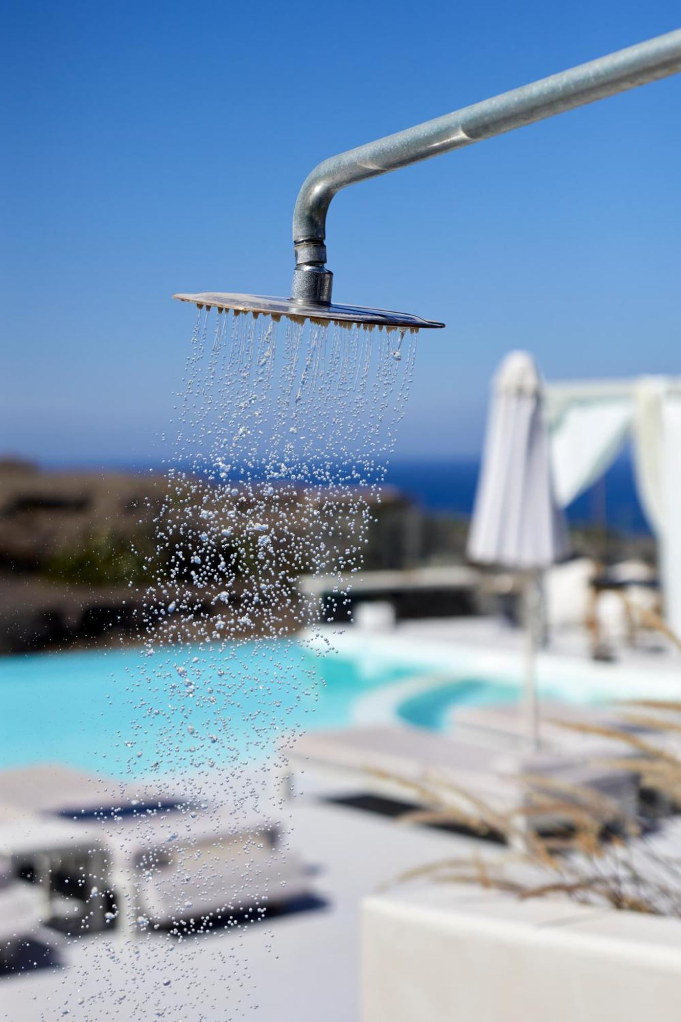 Adorno Oia Hotel Екстериор снимка