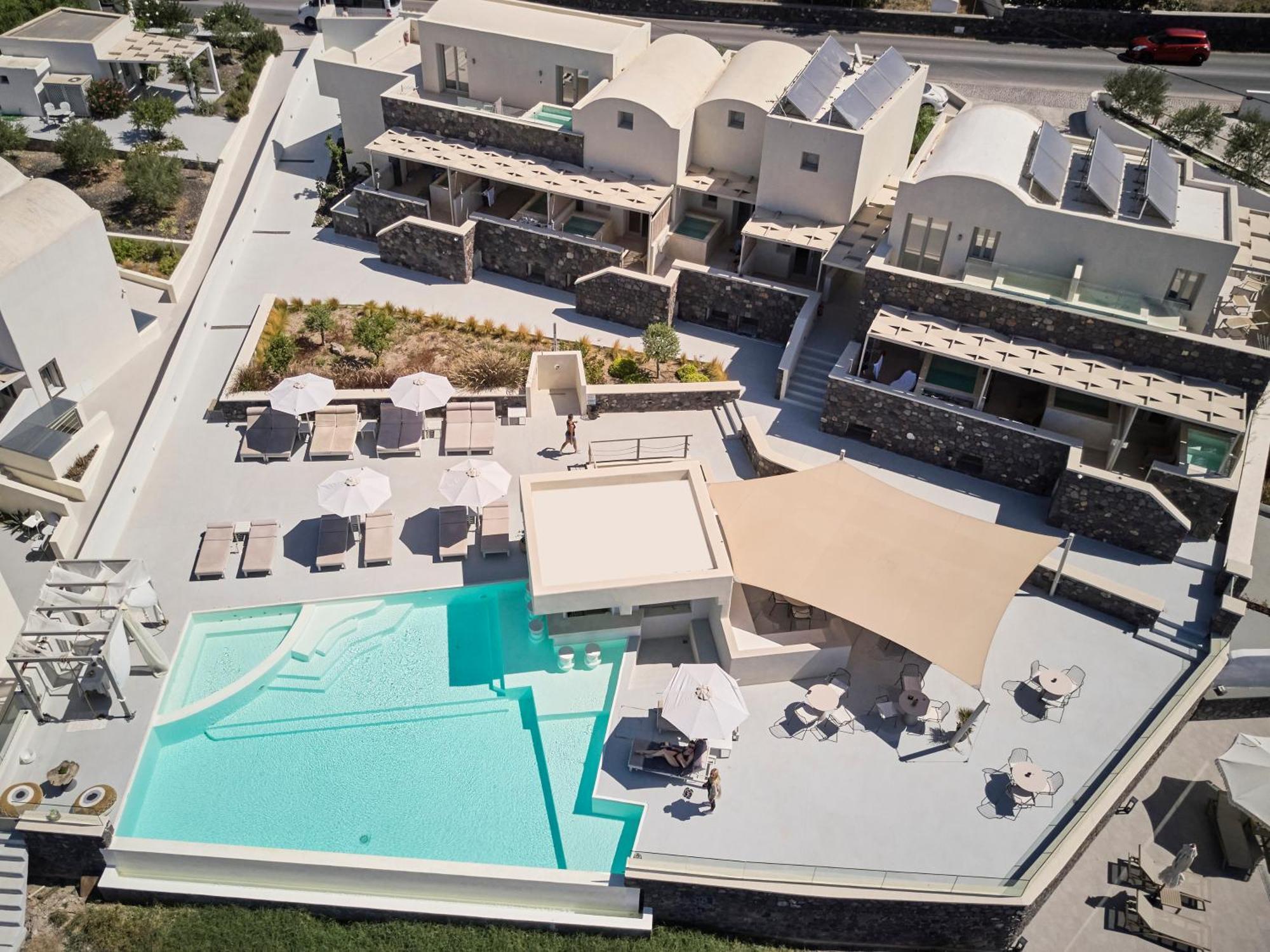 Adorno Oia Hotel Екстериор снимка